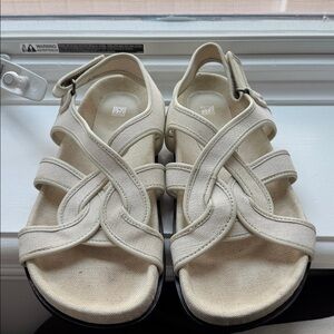 Toteme Cream Sandals
